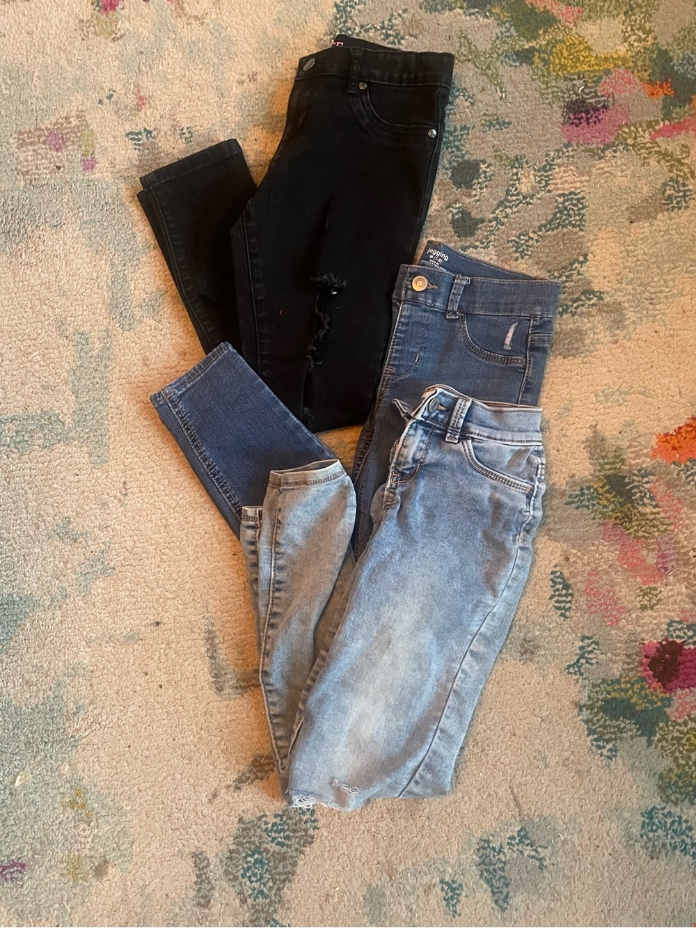Girls Distressed Jeans 8